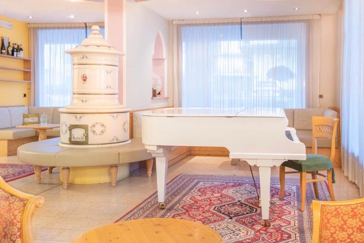 Hotel Relais Orsingher Fiera Di Primiero Esterno foto
