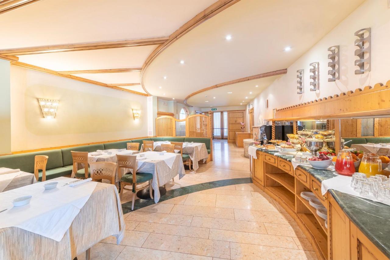 Hotel Relais Orsingher Fiera Di Primiero Esterno foto