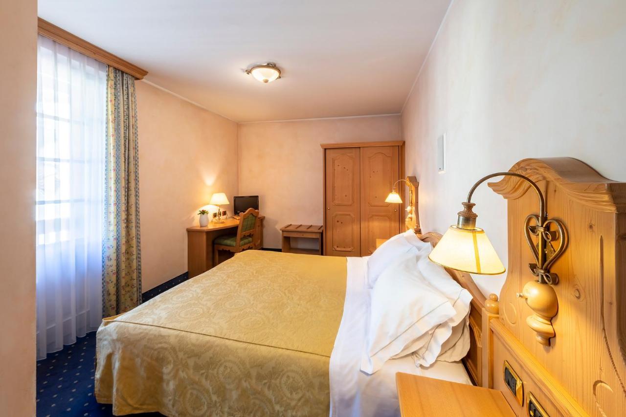 Hotel Relais Orsingher Fiera Di Primiero Esterno foto