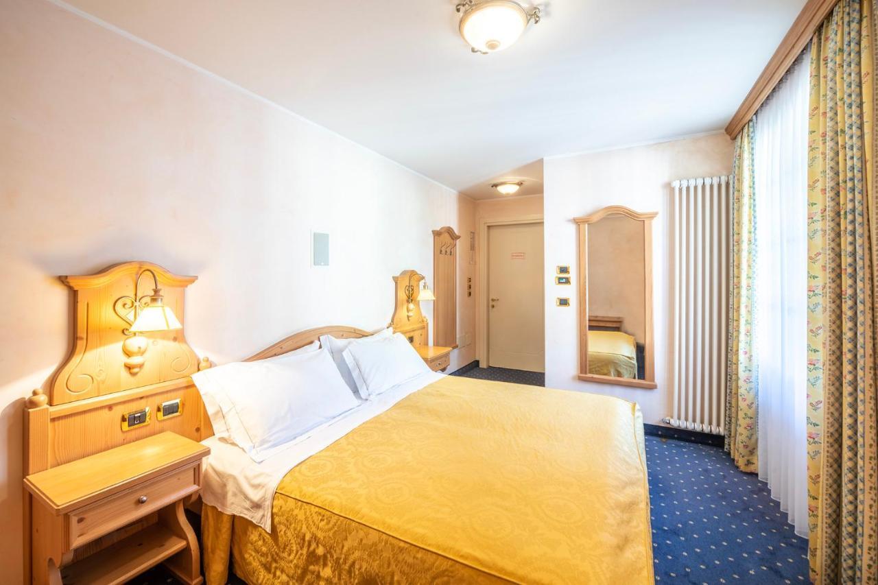 Hotel Relais Orsingher Fiera Di Primiero Esterno foto
