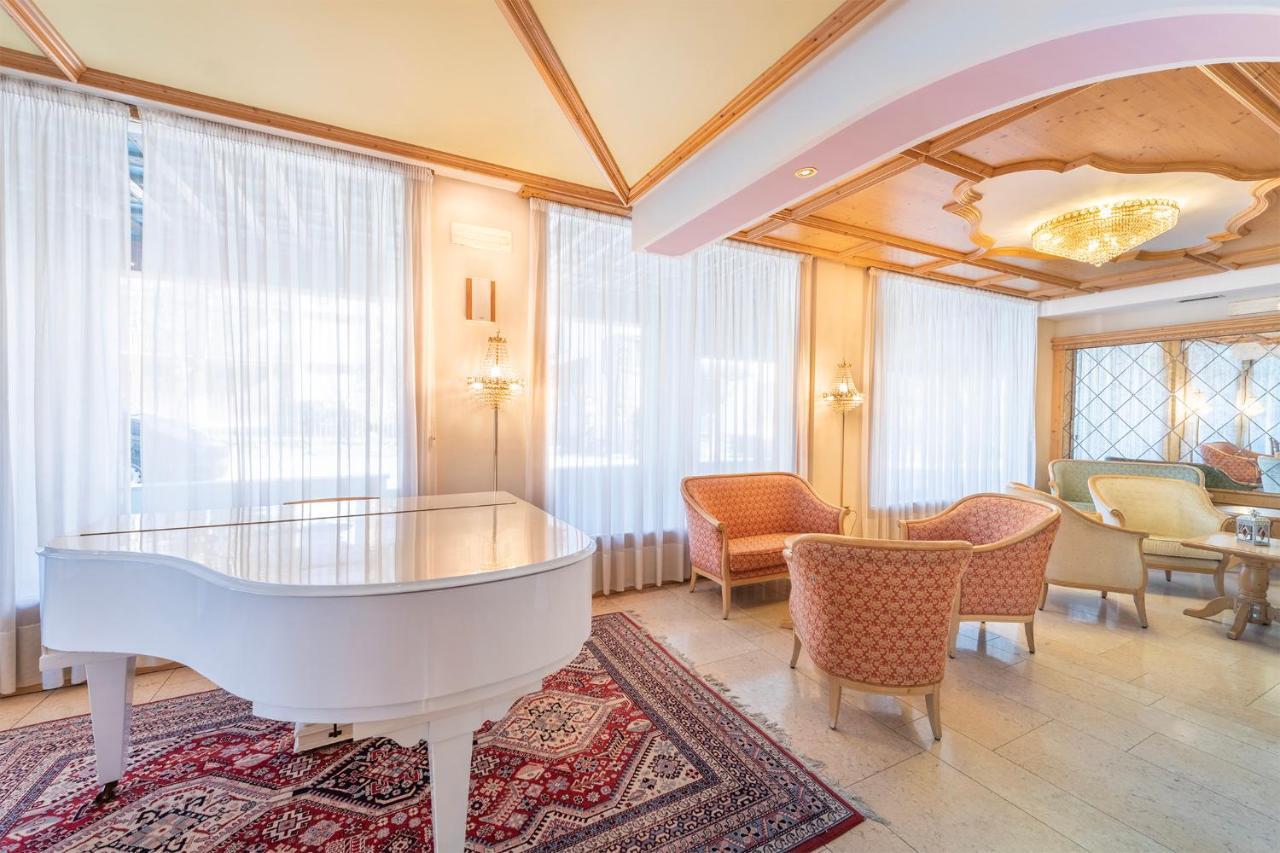 Hotel Relais Orsingher Fiera Di Primiero Esterno foto