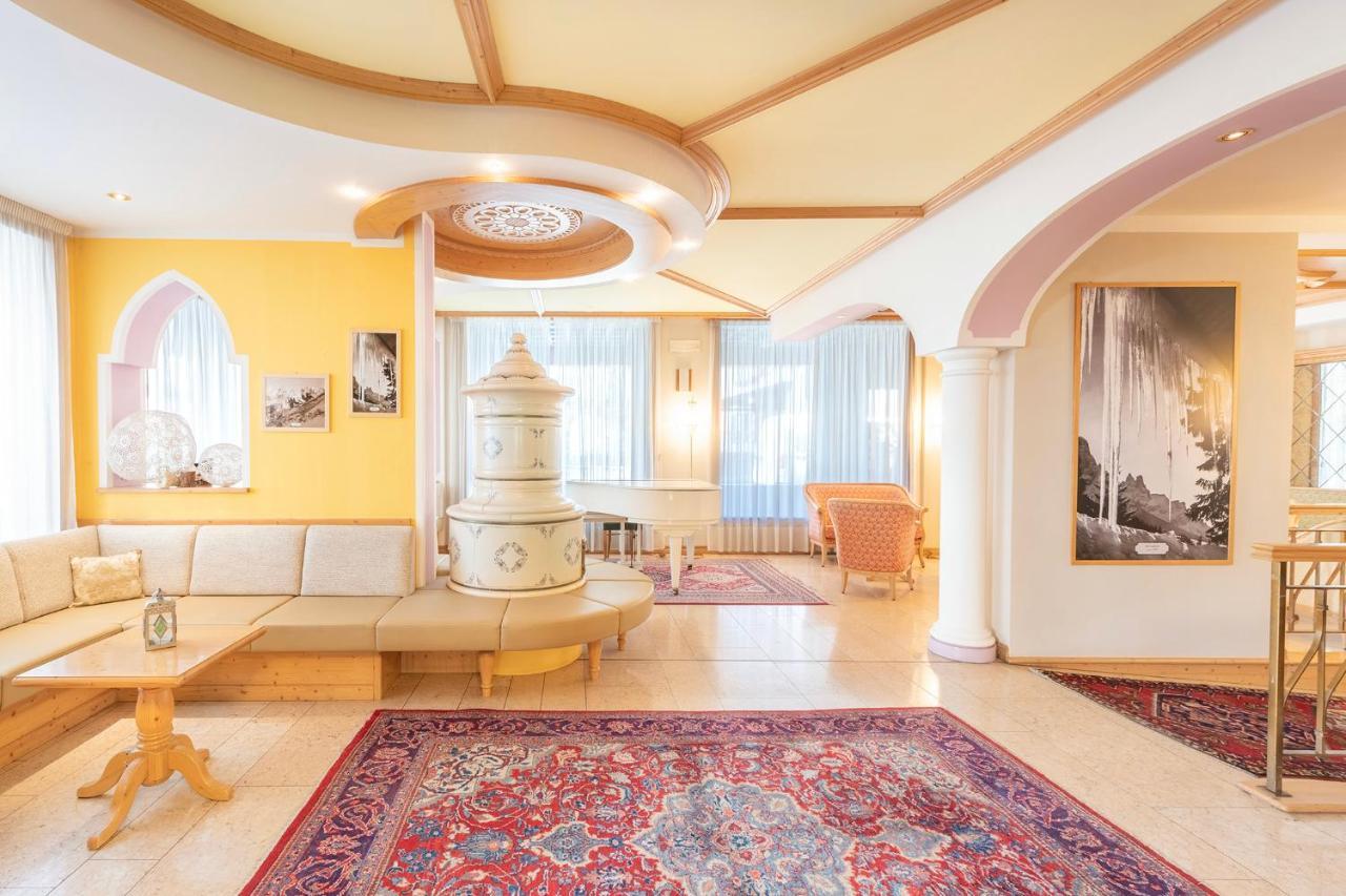 Hotel Relais Orsingher Fiera Di Primiero Esterno foto